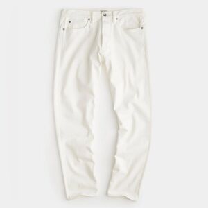 NWOT Classic Fit Selvedge Jean in White Wash